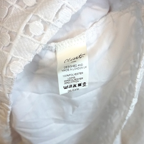 Closet London White Lace Skater Dress with Silver Belt - Picture 10 of 10